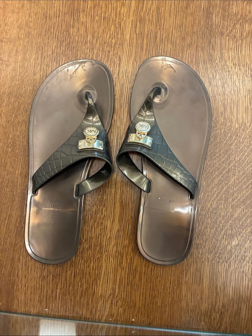 Michael Kors Brown Croc-Embossed Jelly Sandals with Gold Logo